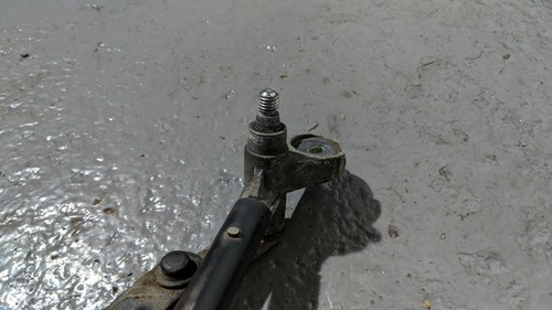 Hyundai Santa Fe MK1 Front Wiper Linkage - Picture 2 of 4