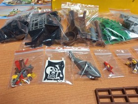 Lego 6270 Forbidden Island (1989) Legoland Pirates Complete Box and Booklet