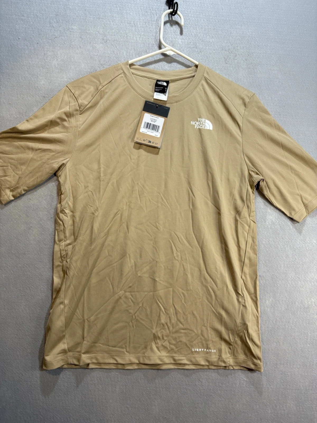 North Face “Shadow” Short Sleeve NWT Sun Shirt Khaki Stone Tan UPF 40+ Medium
Opens in a new window