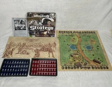 PlayMonster Stratego Original Board Game (7476) COMPLETE