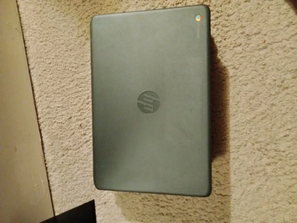 Portátil HP Chromebook Foto 3 de 4