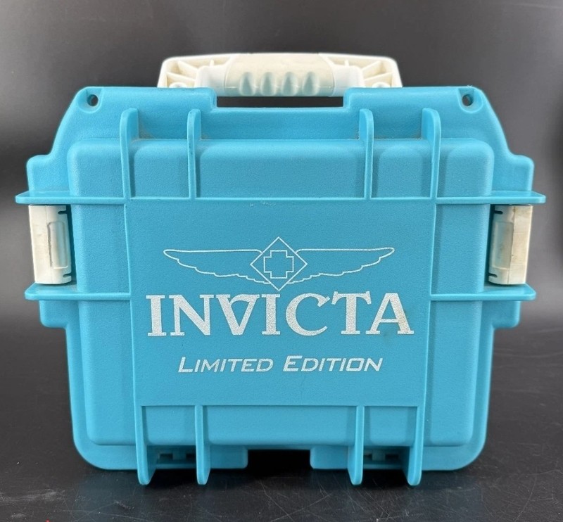Invicta 3 Slot Watch Case LIMITED EDITION Blue - RARE MUST HAVE
