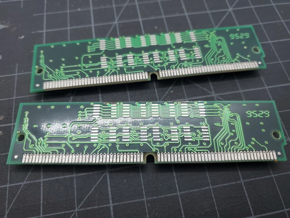 2x 72 pin EDO 16mb memory SEC Korea 8 chip 32mb total - Image 2 of 3