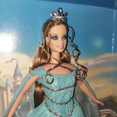 prity.barbie2です Barbie Fashionistas Doll #225, Curvy with Brown Hair, Pink