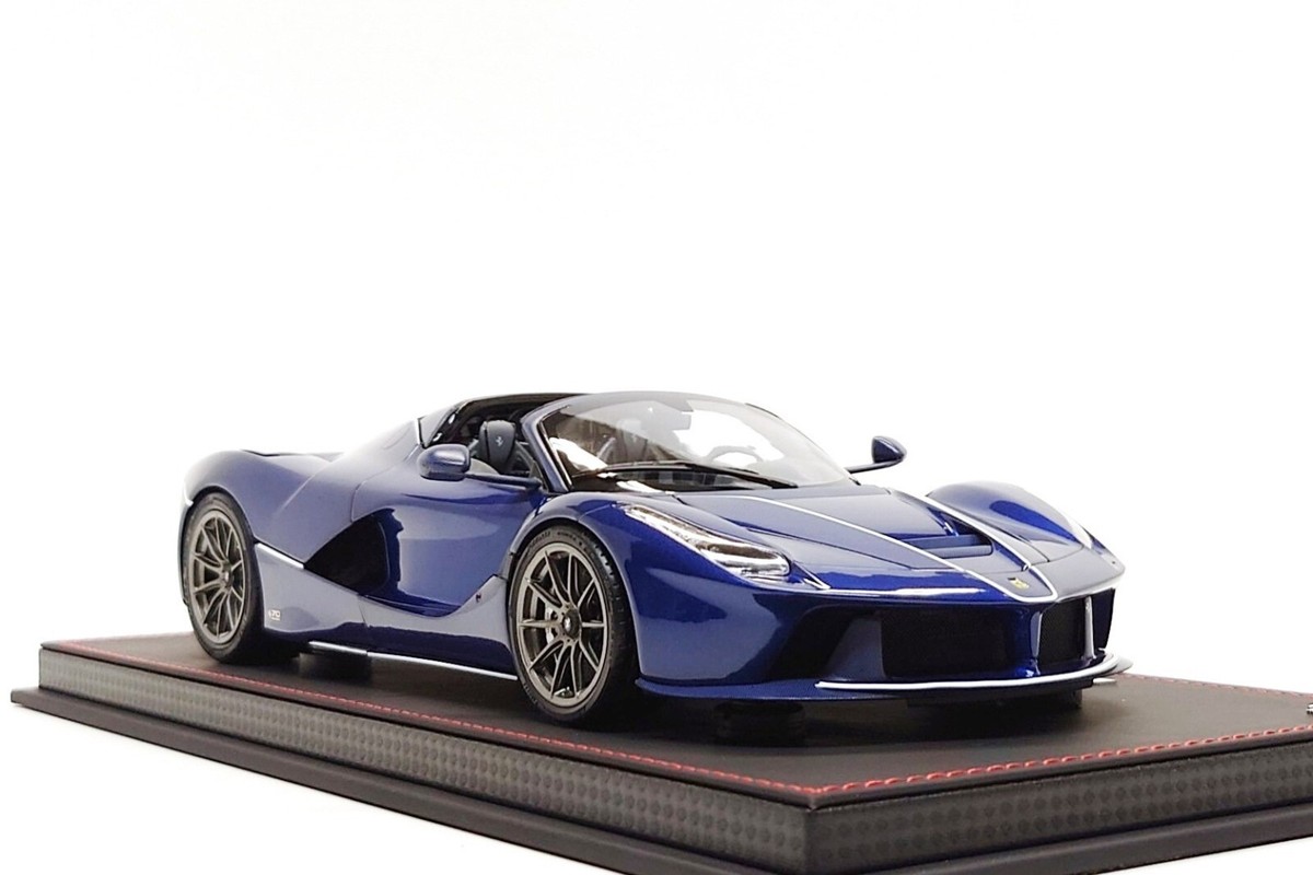 BBR 1:18 Ferrari LaFerrari Aperta in Blu Tour de France (#01 BBR 1:18 Ferrari LaFerrari Aperta in Blu Tour de France (#01