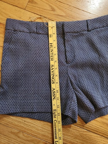 Banana Republic Blue Geometric Shorts 6P with Pockets Excellent Condition - Picture 5 of 6