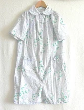 Vtg Robe/Cover-Up Floral Raglan/Short Sleeve Snap Closure Pockets Size M