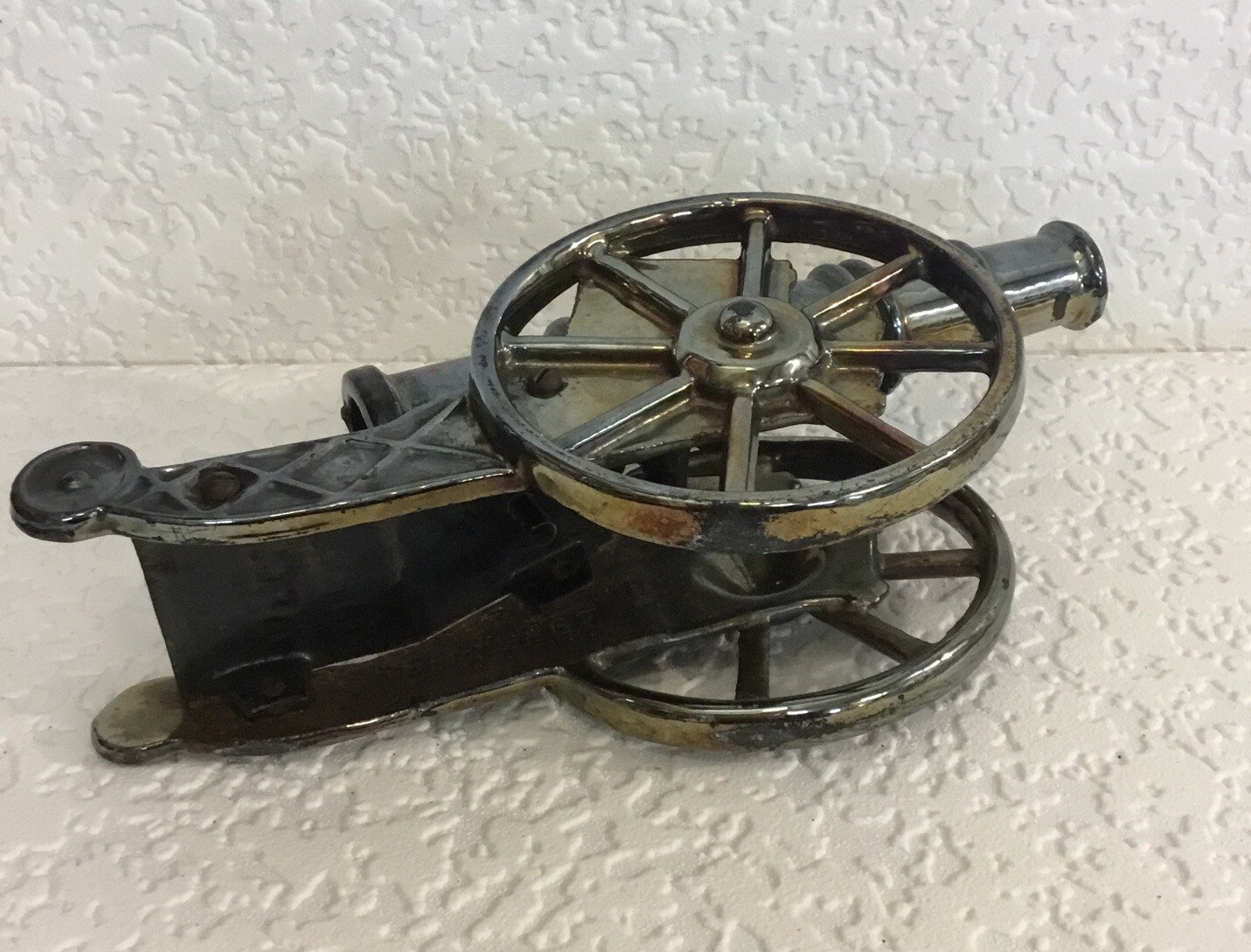 CAST IRON LUSTRE CANNON FIRESIDE ORNAMENT POKER HOLDER VINTAGE DOORSTOP