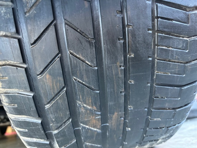Ferrari 360 18” Genuine OEM set of stagered wheels.  4 rims with 4Pirelli Tires