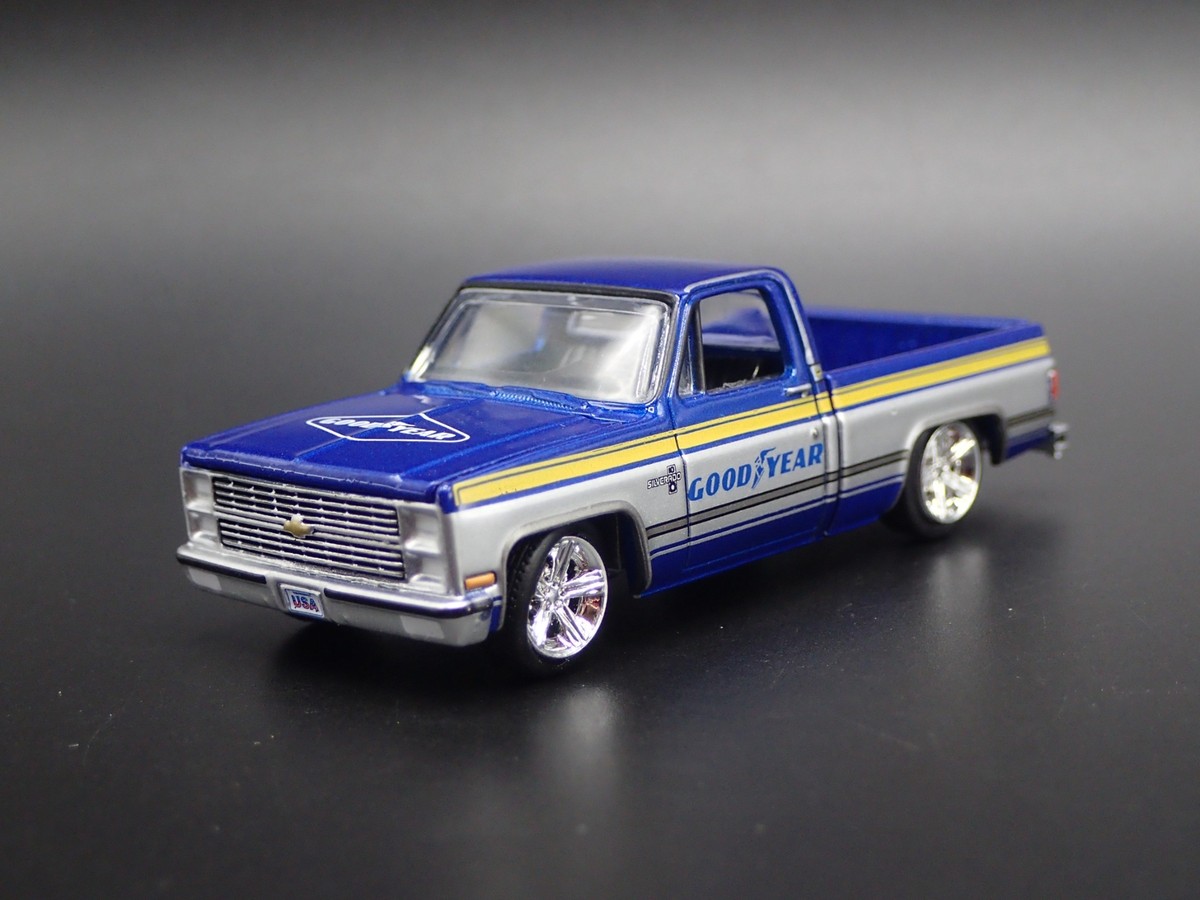 1983 83 CHEVY CHEVROLET SQUARE BODY TRUCK GOODYEAR 1:64