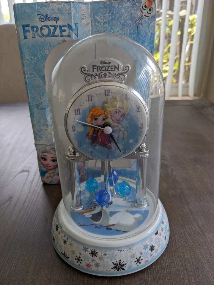 Relógio de aniversário Disney Frozen Sisters - Imagem 2 de 4