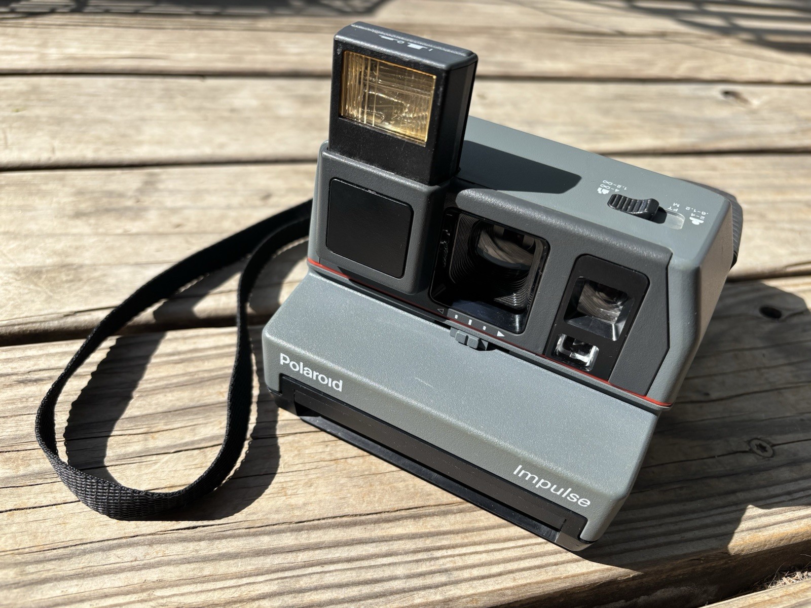 **CLEAN GREAT CONDITION** Polaroid Impulse Partially Tested ***AS IS READ***