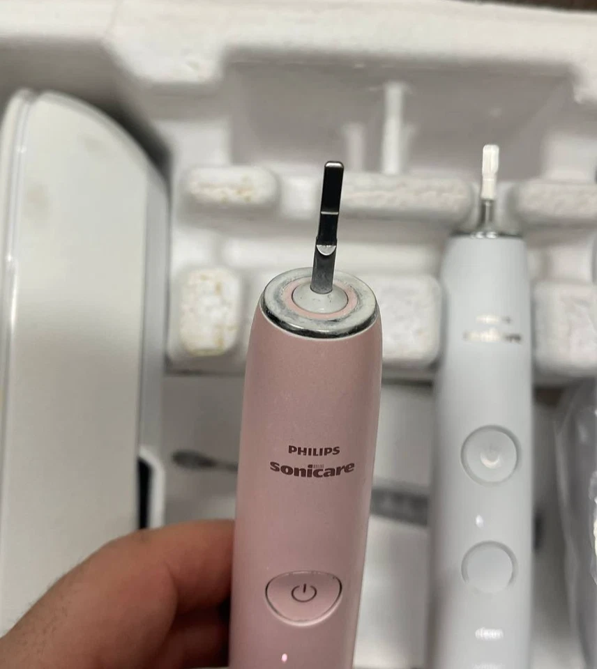 Philips Sonicare DiamondClean HX9913/71 Power Toothbrush 2-Pack - Image 4 of 4