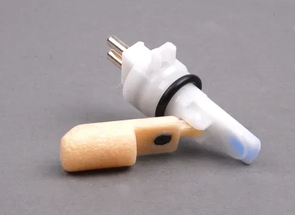 Genuine Mercedes-Benz 190 C124 A124 Coolant Level Sensor A1245400244 - Image 3 of 4