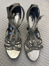 Fioni Woman  s Sz 9.5 Silver Glitter Strappy High Heels Open Toe Sandals Night