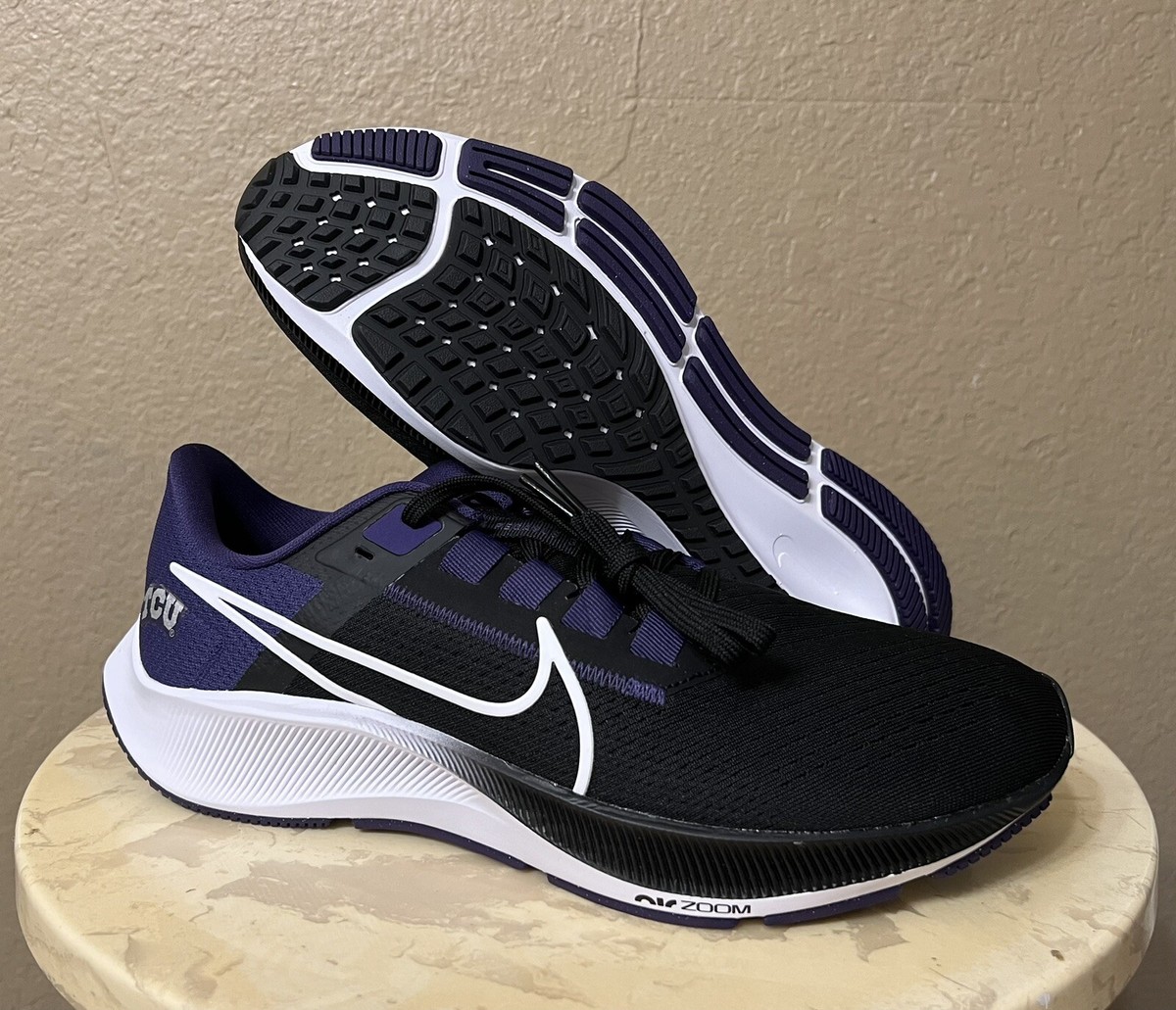 Nike TCU Horned Frogs Air Zoom Pegasus 38 Purple/Black  display picture 2