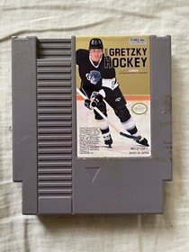 Wayne Gretzky Hockey Nintendo NES 1990 video game original box cartridge booklet
