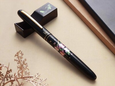 Wanchar × kuretake Maki-e Füllfederhalter Sakura Cherry Blossom Song schwarz ...
