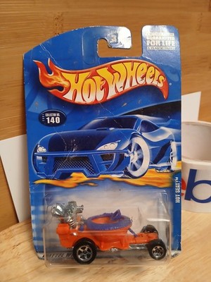 2001 Hot Wheels HOT SEAT the toilet race car drag car Collector #140 for 2001NIP