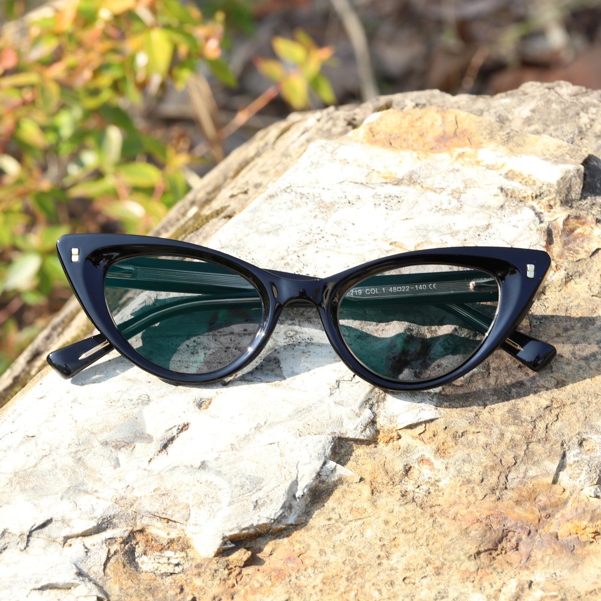 Vintage Narrow Cat-Eye Polarized Sunglasses for Women Men, TR90 Frederica Cat Eye Brown/Floral Sunglasses | GlassesShop main image 4