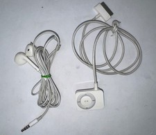 Apple iPod FM Radio Transmitter and Wired Remote A1187  Headphones  Tested 