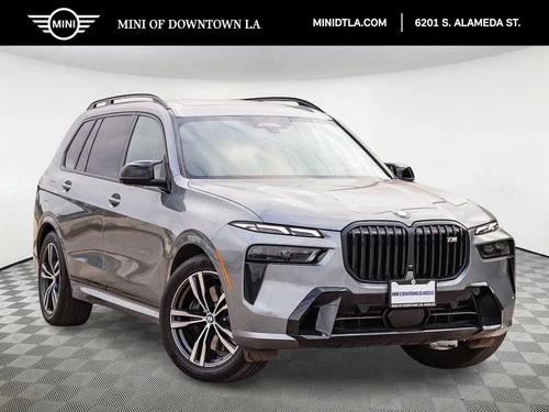 2023 BMW X7 M60i