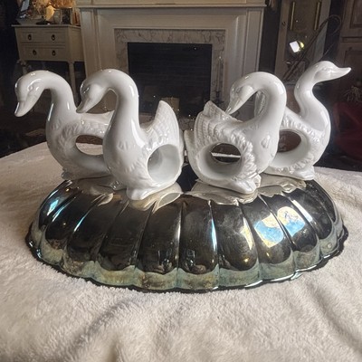 VTG 1980s Collectibles Set of 4 White Porcelain Swan Duck  Napkin Rings Holders
