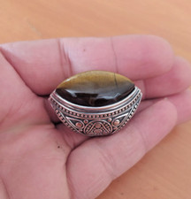 Ancient Victorian Sterling Silver Ring Vintage Engraved Tiger's eye stone Size 8