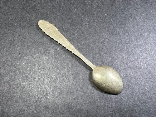 SP28 Cuchara de especias de azúcar de latón hecha a mano en relieve Tíbet Nepal - Imagen 4 de 5