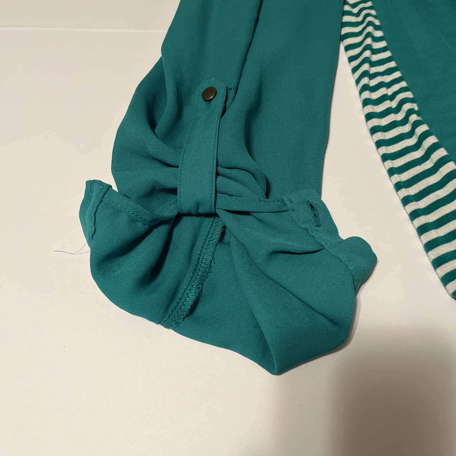 Casual Modern Top Seasonal Green Takara Women’s Blouse Zipper Pocket Comfy Fit