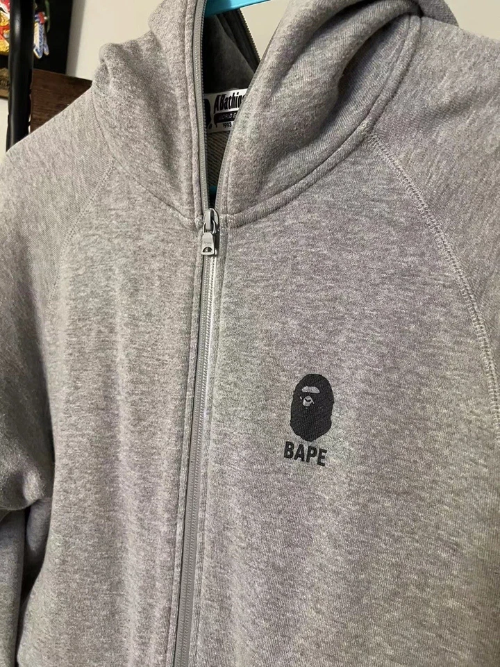 bape拉链连帽衫 — 第 4/4 张图片