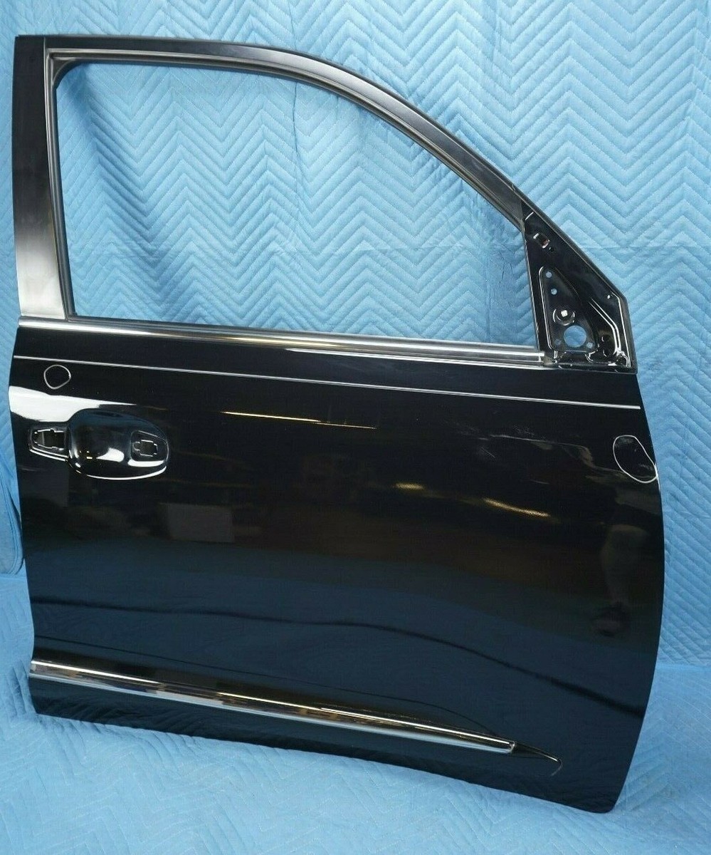 Lexus LX570 Front Passenger's Door w/ Moldings 2008-2011 Black