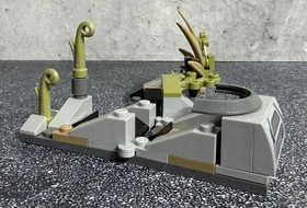 LEGO - Star Wars - Battle on Saleucami Set 75037 - Comes with 4 Droids