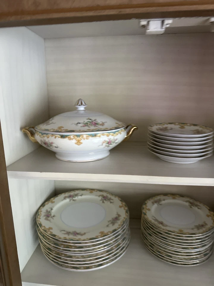 Juego de vajilla Noritake Luray 89 piezas - Borde dorado rosa rosa Japón - Sin devoluciones Foto 3 de 4