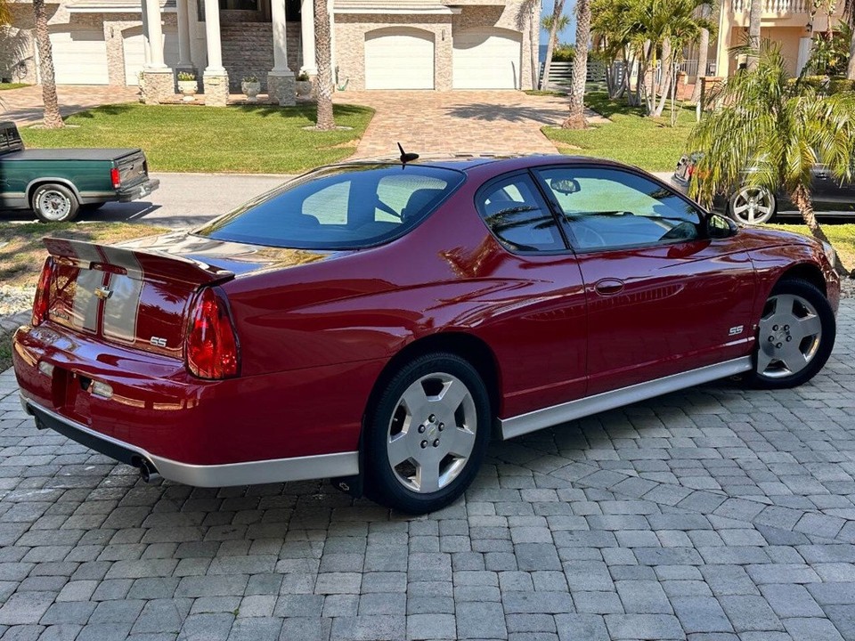 Interesting 2007 Monte Carlo V8 Images