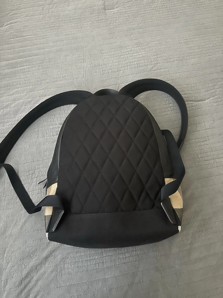 Mochila Burberry Foto 2 de 4