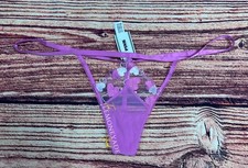 Victoria  s Secret PINK Wink Pink Sweetheart Embroidery Cut Out V-String Thong M