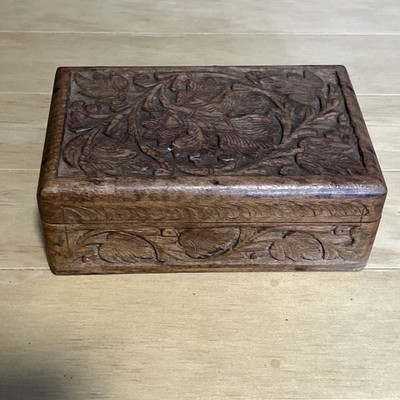 Antike Weinrebe Weinblatt handgeschnitzt Indien Holz Schmuck Schmuckschatulle selten. 