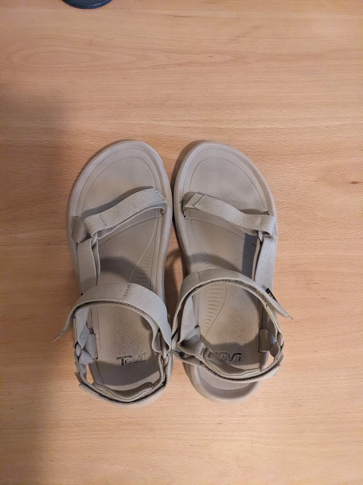 Sandalias Teva Hurricane XLT2 - Crema - Talla 10 - Para mujer Foto 2 de 4