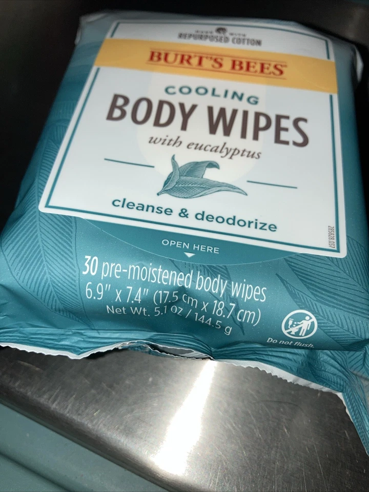 Burts Bees Cooling Body Wipes With Eucalyptus Cleanse & Deodorize DISCONTINUED - Image 3 of 4
