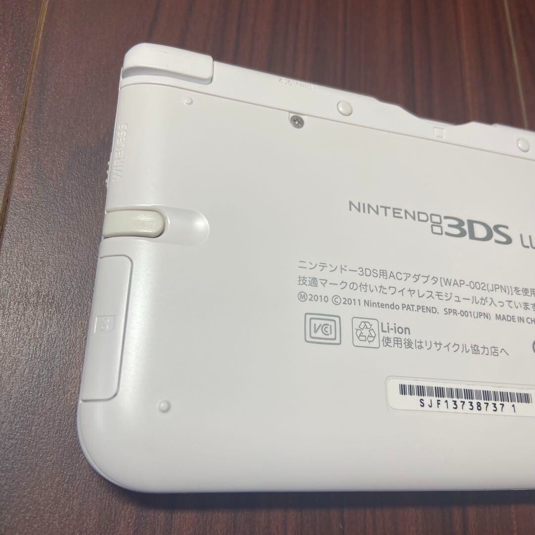 Nintendo 3DS XL Launch Edition White & Pink Handheld System