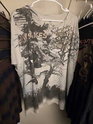 Vintage Black Brand One Of A Kind ''The Tree Forsakes'' 2XL Street Fabrics White