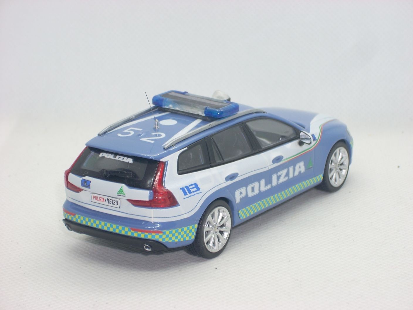 POLICE POLICE Volvo V60 police motorway Autovie Veneto 1/43 scale