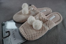 Laura Ashley Slippers Women Size 9.5 - 10.5 Beige Knit Memory Foam Mules Pom Pom