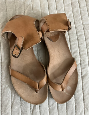 Fred De La Bretoniere Leather Thong Brown Sandal Size 36