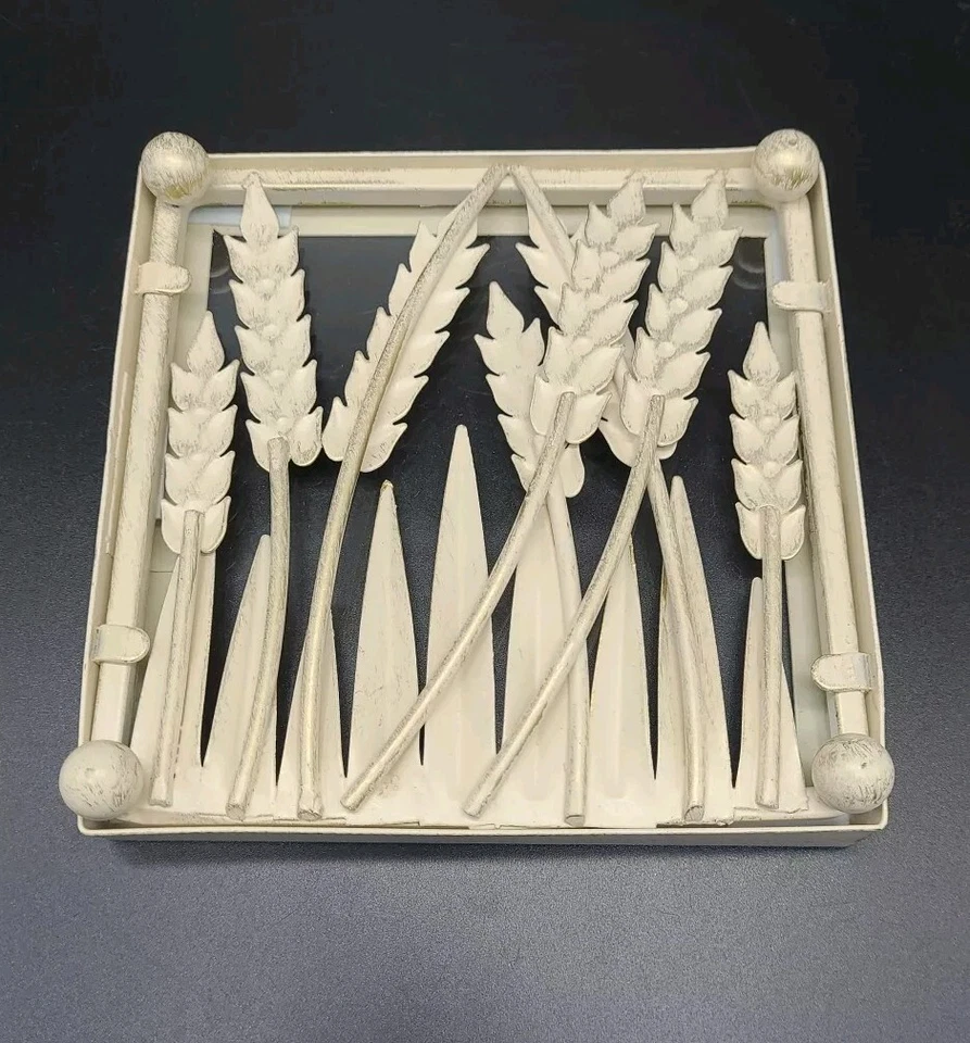 Yankee Candle Trigo Metal y Vidrio Bandeja Pequeña Crema con Acento Dorado Cepillado (C1) Foto 2 de 4