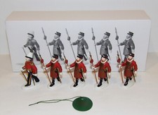 DEPT 56 #58397 YEOMEN OF THE GUARD SET OF 5 FIGURES IN BOX HERITAGE VILLAGE
