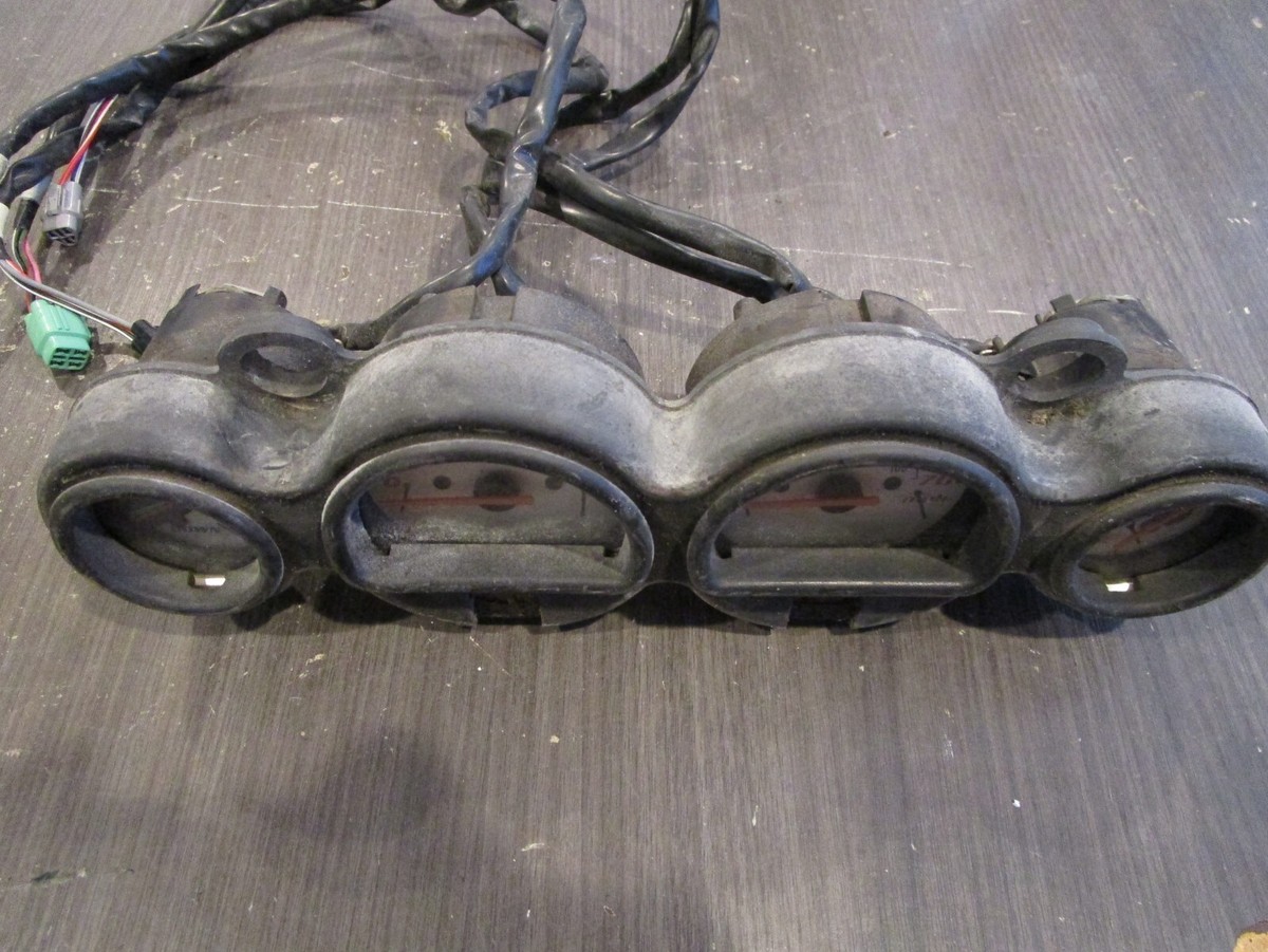 98 KAWASAKI ZXI 1100 INSTRUMENT PANEL W/ TRIM, TACHOMETER