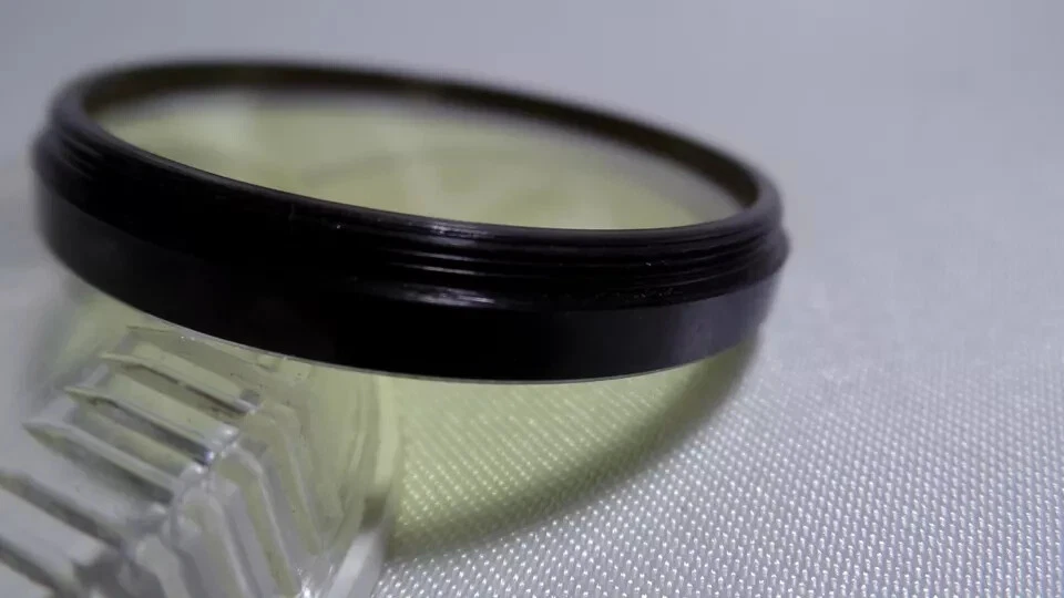 a Yellow 1.4x LZOS 40.5x0.5mm Vintage Russian Light Filter 40.5 mm for lens 3153 - Image 3 of 3