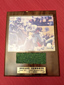 Emmitt smith plaque with stadium used turf